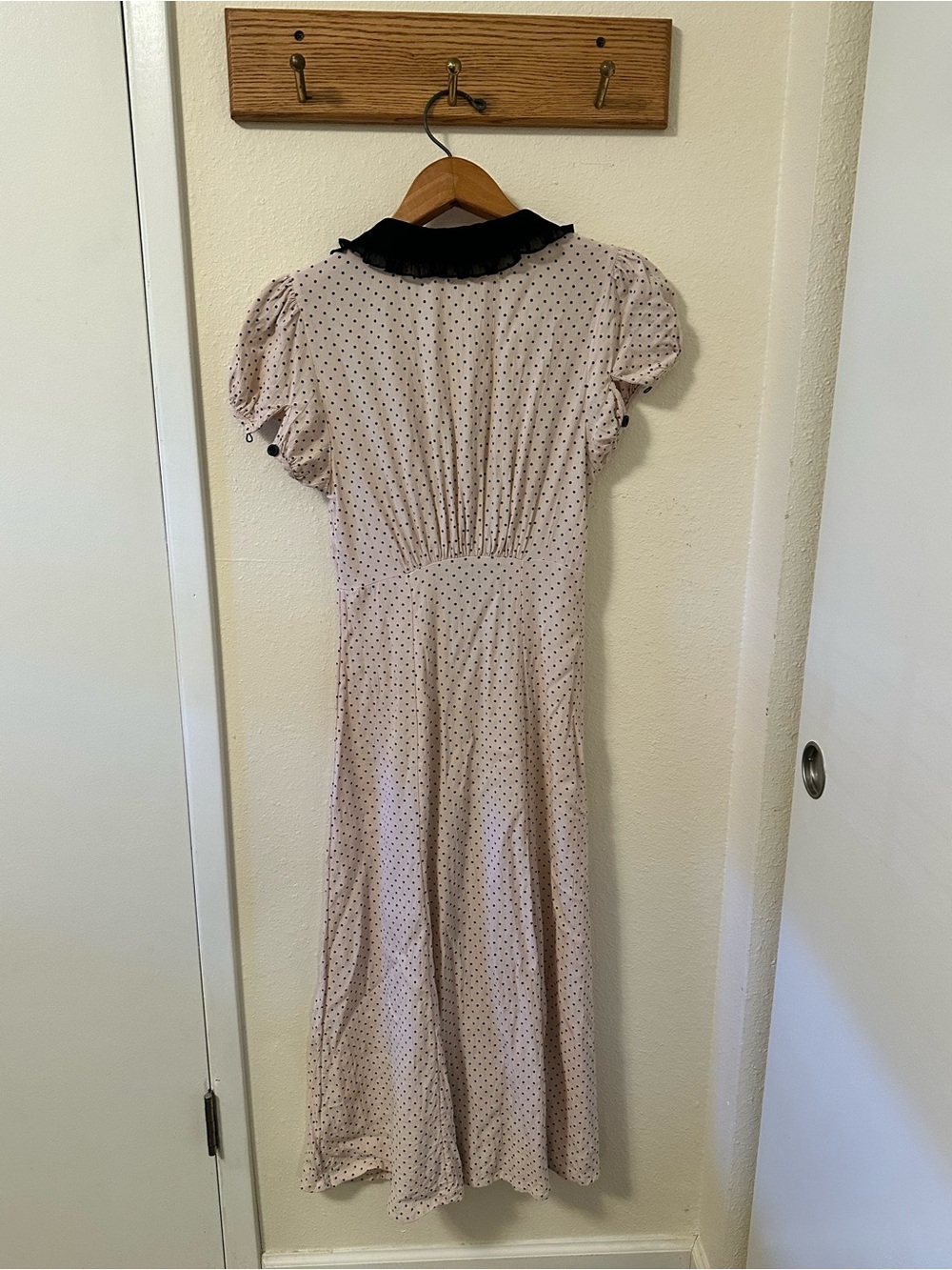 Kimchi Blue Giovanna Empire Midi Dress from Urban Outfitters, Medium, Pink - Picture 6 of 11